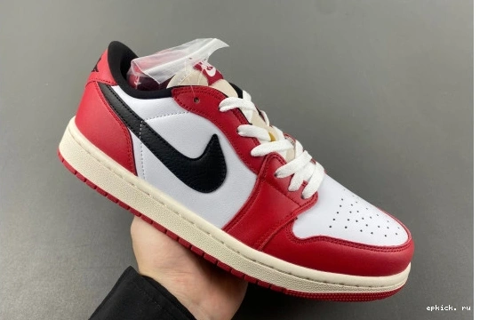 Rep EP HQ6998-600  Air 1 HQ6998-600  Jordan OG “Chicago” Low 0224